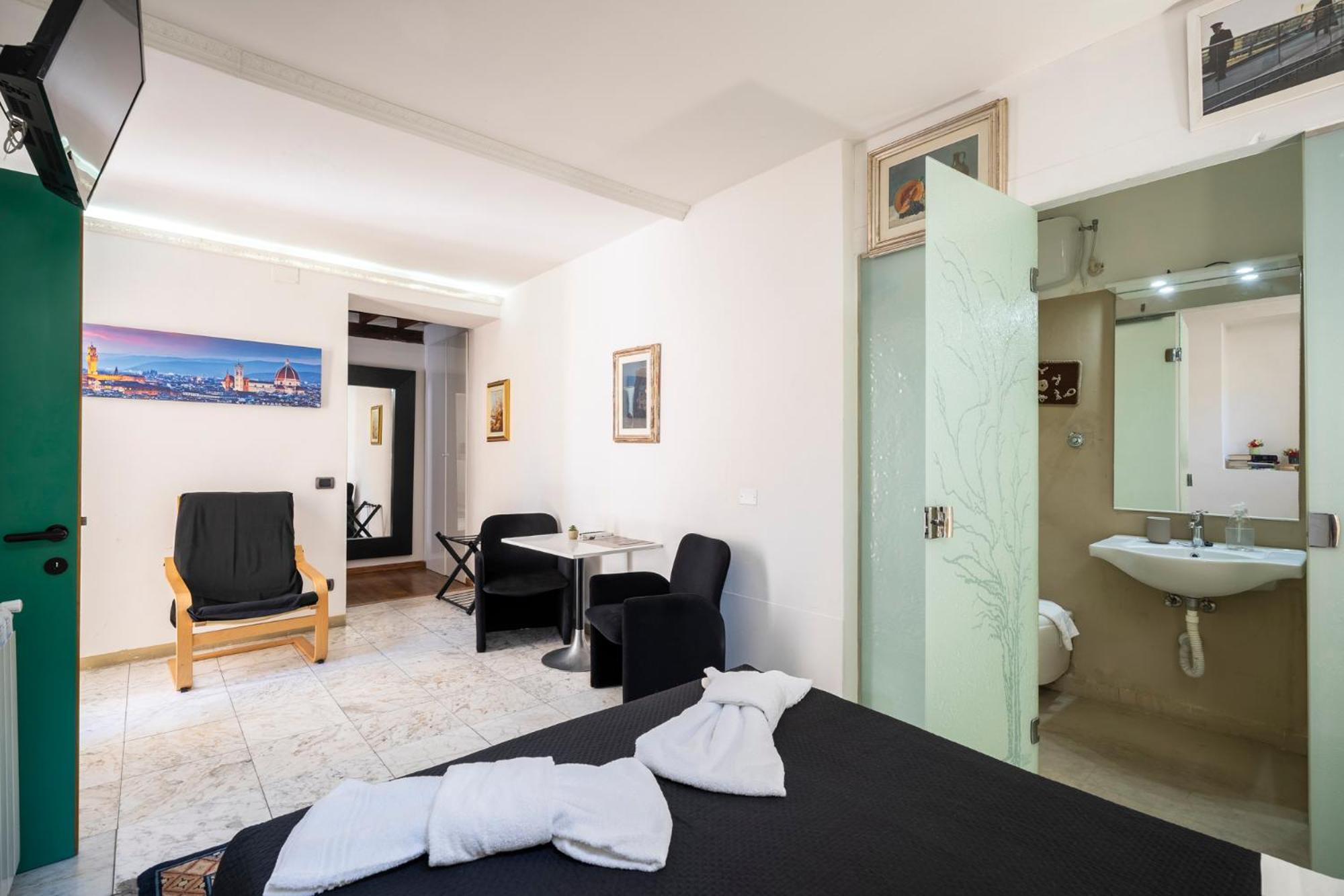 Апартаменты 11 Duomo - Monolocale Caratteristico Флоренция Экстерьер фото