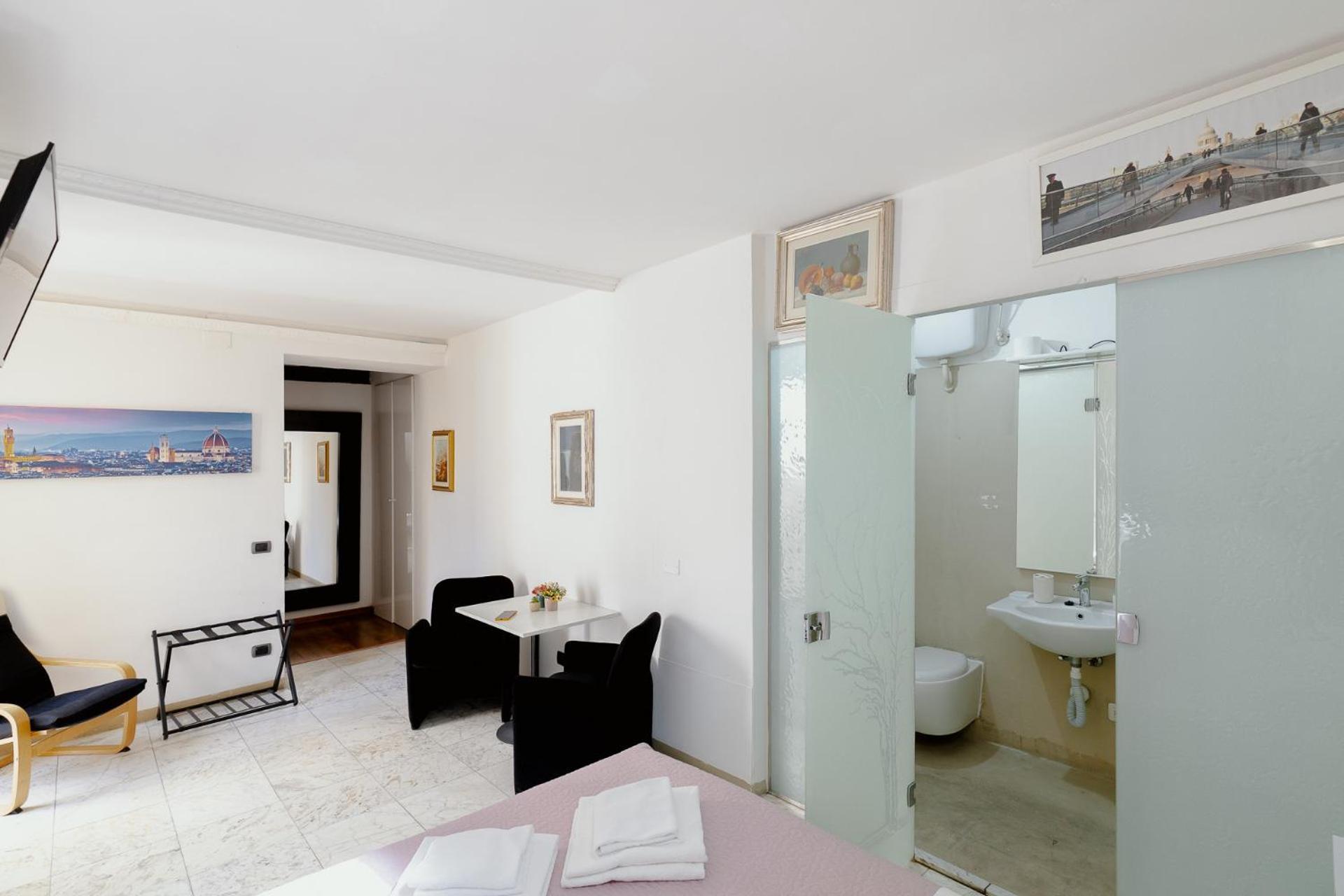 Апартаменты 11 Duomo - Monolocale Caratteristico Флоренция Экстерьер фото